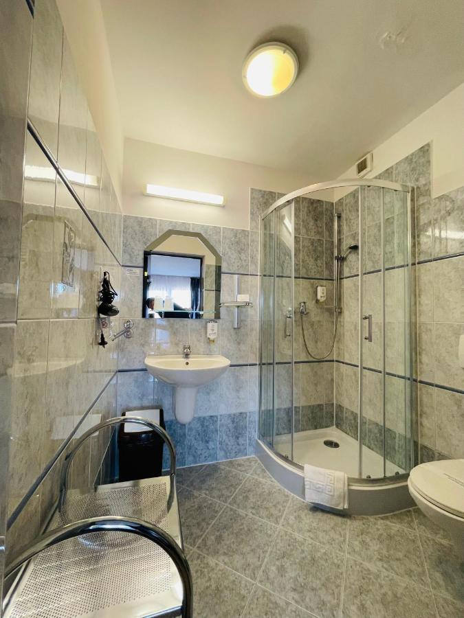 Golabek Leba Otel Dış mekan fotoğraf